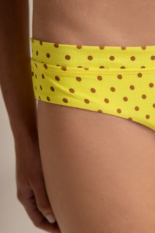 Touché Colombia, Balneaire, Bikini bottom cachetero amarillo, Vestido de baño para mujer, Verano, Playa, Vacaciones