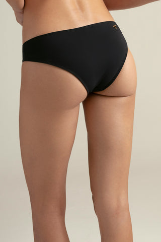 Touché Colombia, Bikini bottom clasico, Vestidos de baño mujer, Verano, Playa