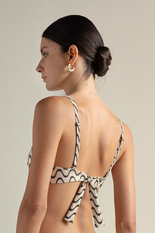 Touché Colombia, Bikini top deportivo, Vestidos de baño mujer, Verano, Playa