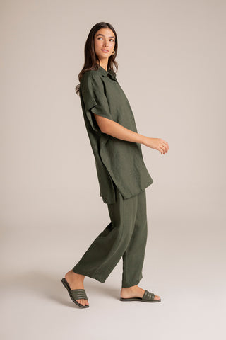 Touché Colombia, Balneaire, Camisa manga corta verde, Pantalón verde, Ropa de playa mujer, Sandalias verde, Verano, Playa, Vacaciones