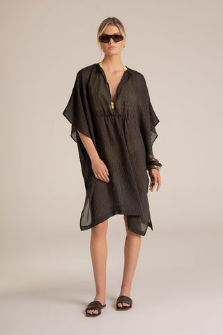 Touché Colombia, Balneaire, Cover up corto café, Sandalias cafés, Gafas, Ropa de playa mujer, Verano, Playa, Vacaciones