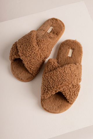 Touché Colombia, Pantuflas Café, Pijamas, Ropa de descanso para mujer