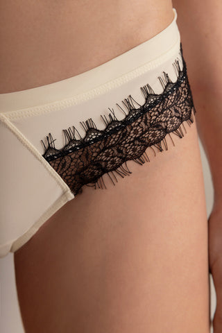 Touché Colombia, Panty clásico marfil, Lingerie, Lencería mujer, Ropa interior para mujer