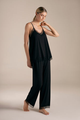 Touché Colombia, Pijama capri Negro, Pijamas, Ropa de descanso para mujer