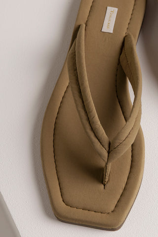 Touché Colombia, Sandalias, Accesorios de mujer, Accesorios de descanso mujer