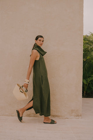 Touché Colombia, Balneaire, Vestido largo verde, Ropa de playa mujer, Sandalias verde, Bolso, Verano, Playa, Vacaciones